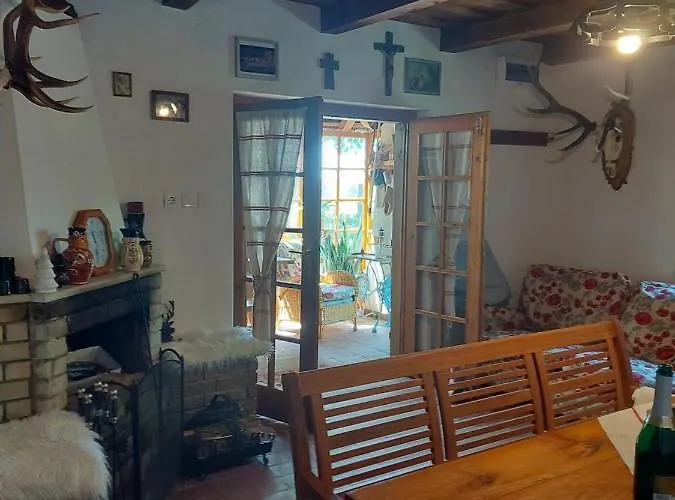 Mit Weinkeller - Nadas Pince Villa *