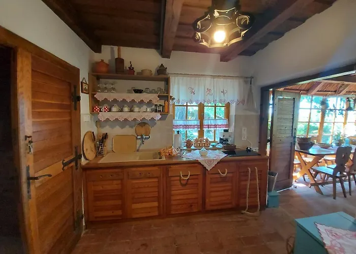 Villa Mit Weinkeller - Nadas Pince *