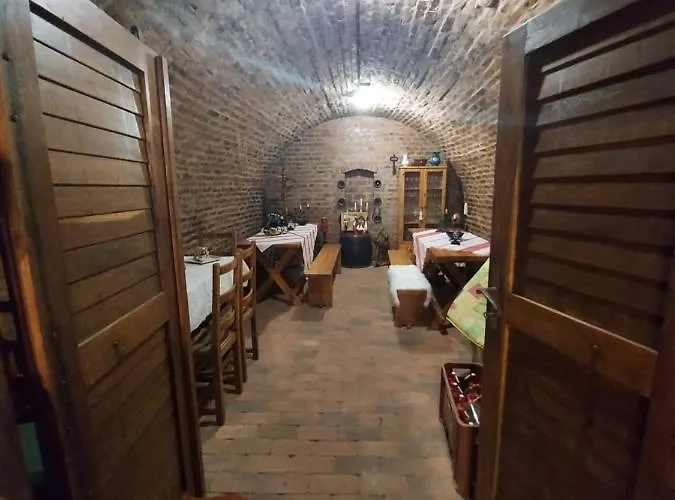 Mit Weinkeller - Nadas Pince Villa