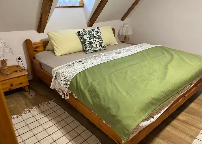 Mit Weinkeller - Nadas Pince * Szolosgyorok